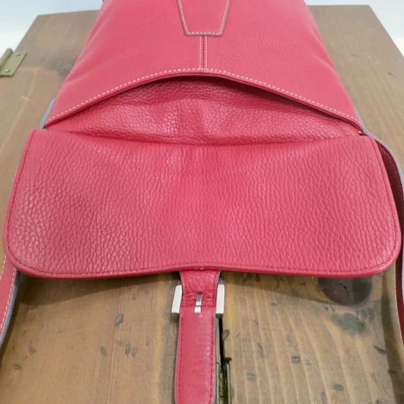 LOEWE Vintage Cherry Red Pebbled Calfskin Leather Crossbody Bag 8.5x10